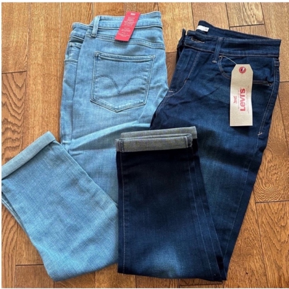 Levi’s mid rise skinny jeans
